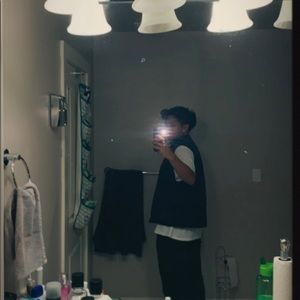 Meet your Posher, Vinz